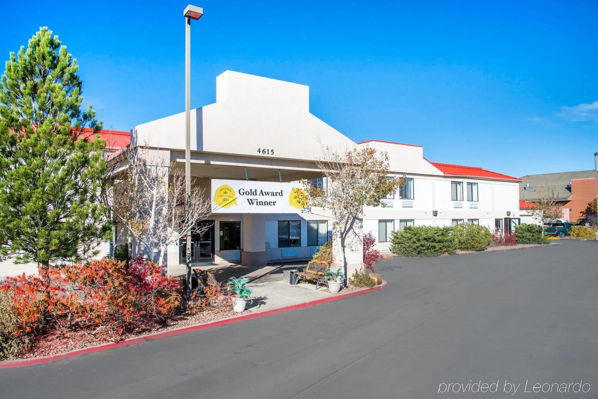 Econo Lodge Pueblo Exterior foto